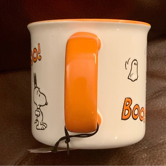 Peanuts Boo! Snoopy with Ghosts 21oz Halloween Mug - Picture 4 of 9